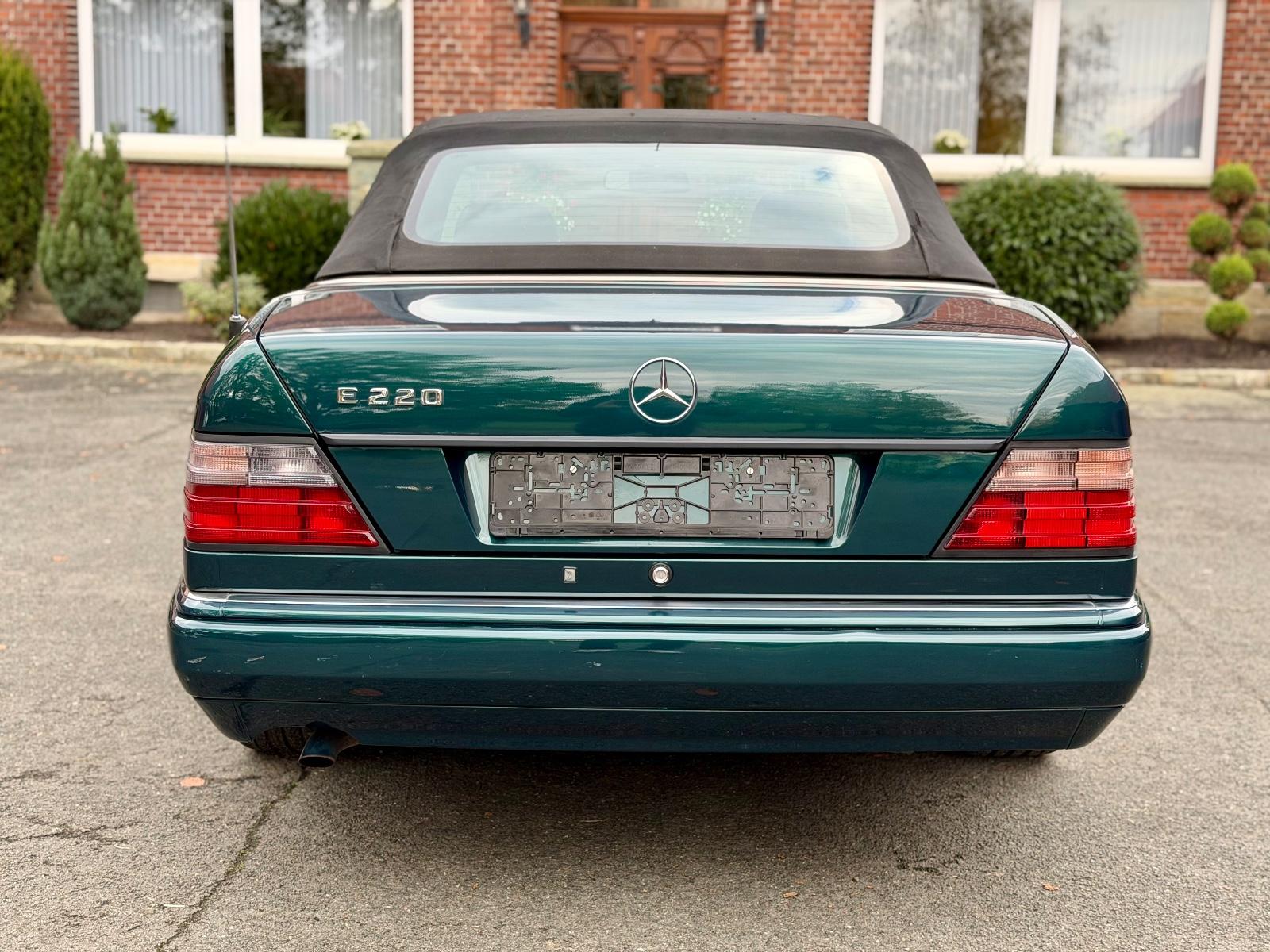 Mercedes-Benz E 220 W124 Cabriolet *Final Edition* *Deutsch*