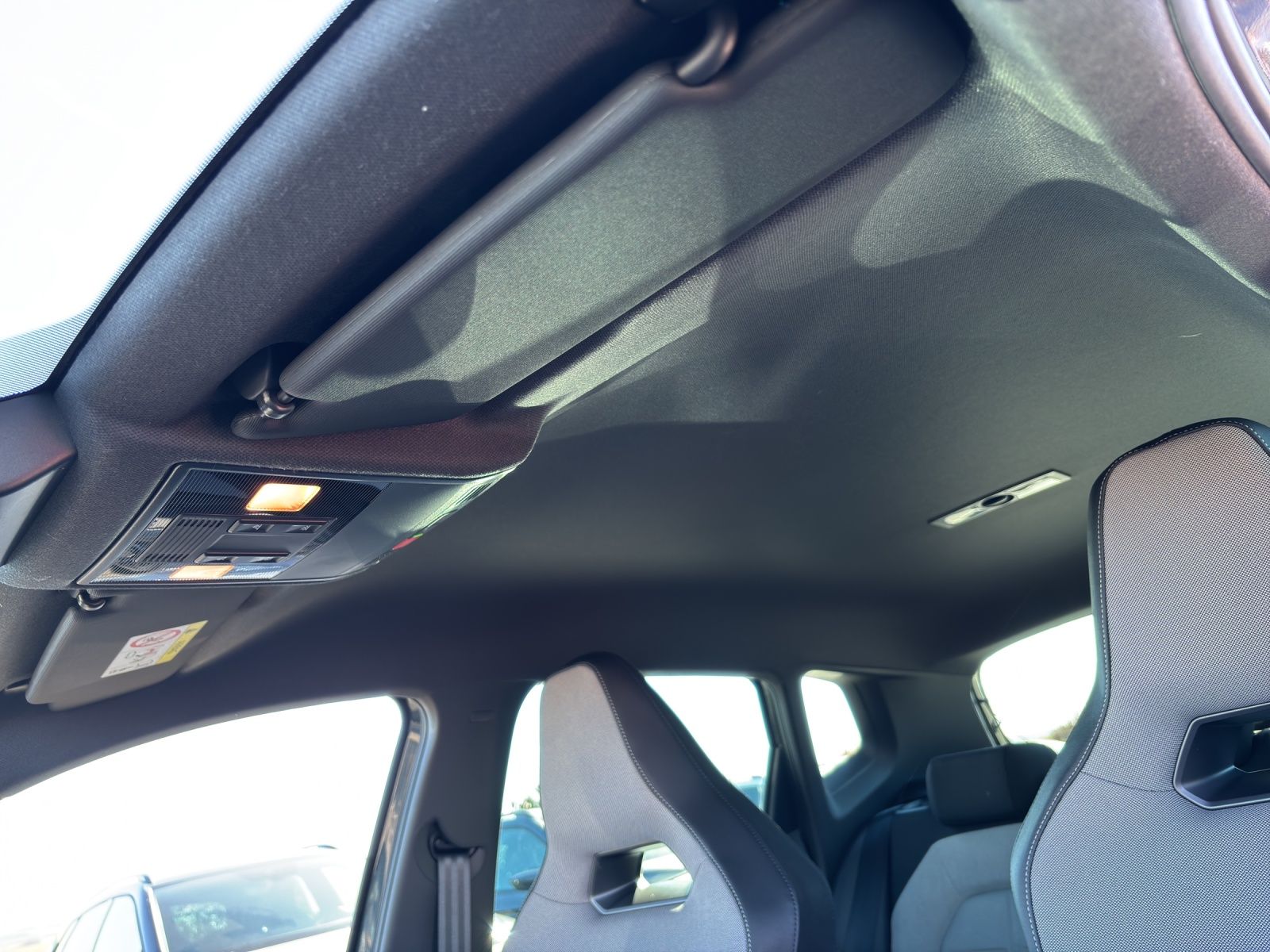 Fahrzeugabbildung SEAT Arona 1.0 TSI FR KESSY RFK 18" BICOLOUR