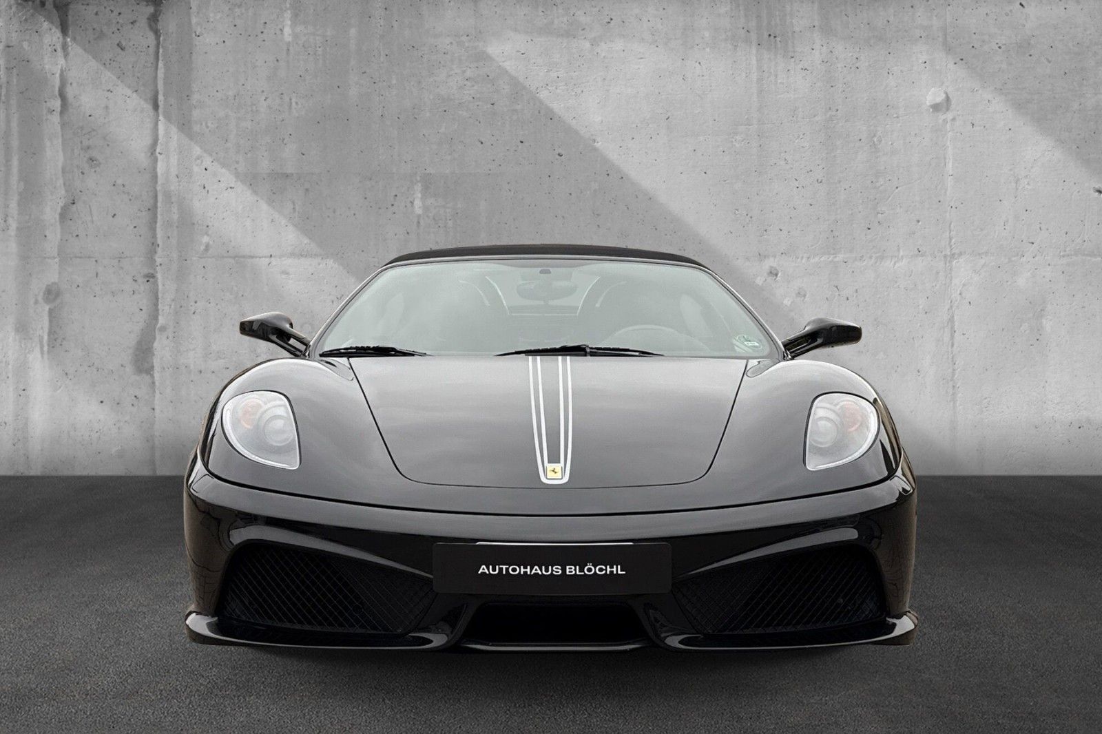 Fahrzeugabbildung Ferrari 430 Scuderia Spider 16M*dt. Auto*1.Hd*FullCarbon