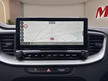 Kia Ceed 1.5T DCT7 Kamera PDC SHZ Klima CarPlay