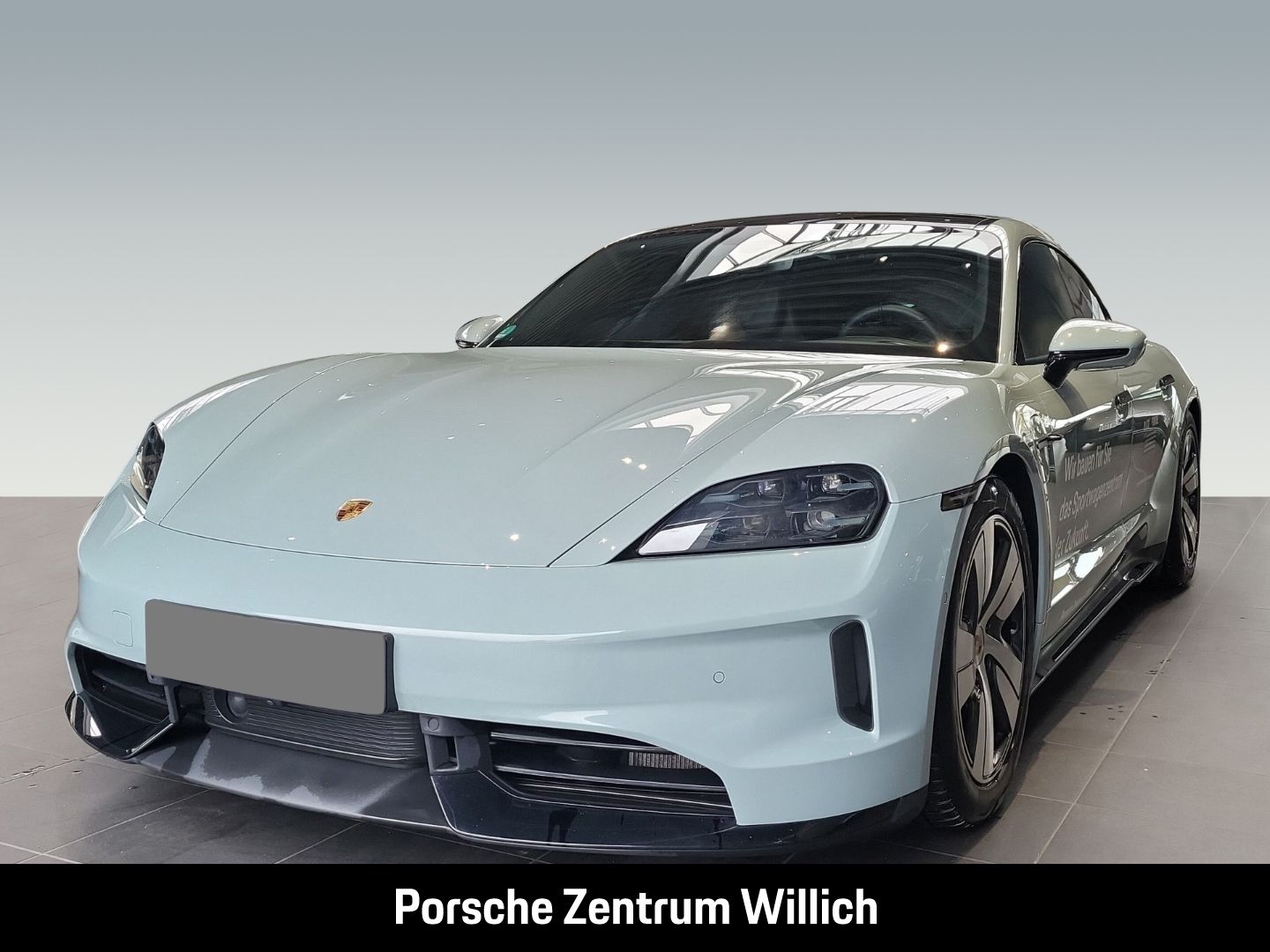 PORSCHE Taycan Surround-View LED-Matrix Panoramadach