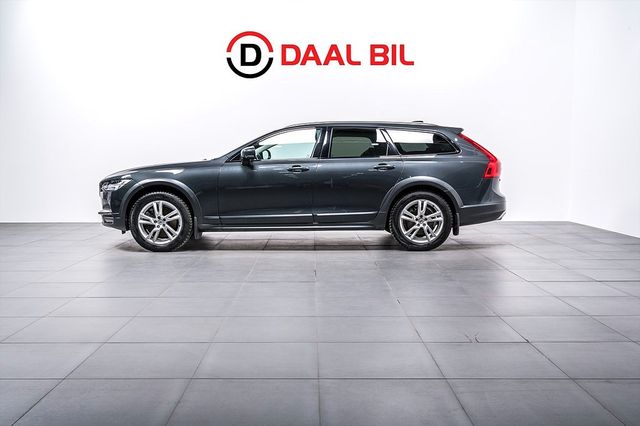 Volvo D4 AWD 190HP MOMENTUM T-BAR VOC R-CAM