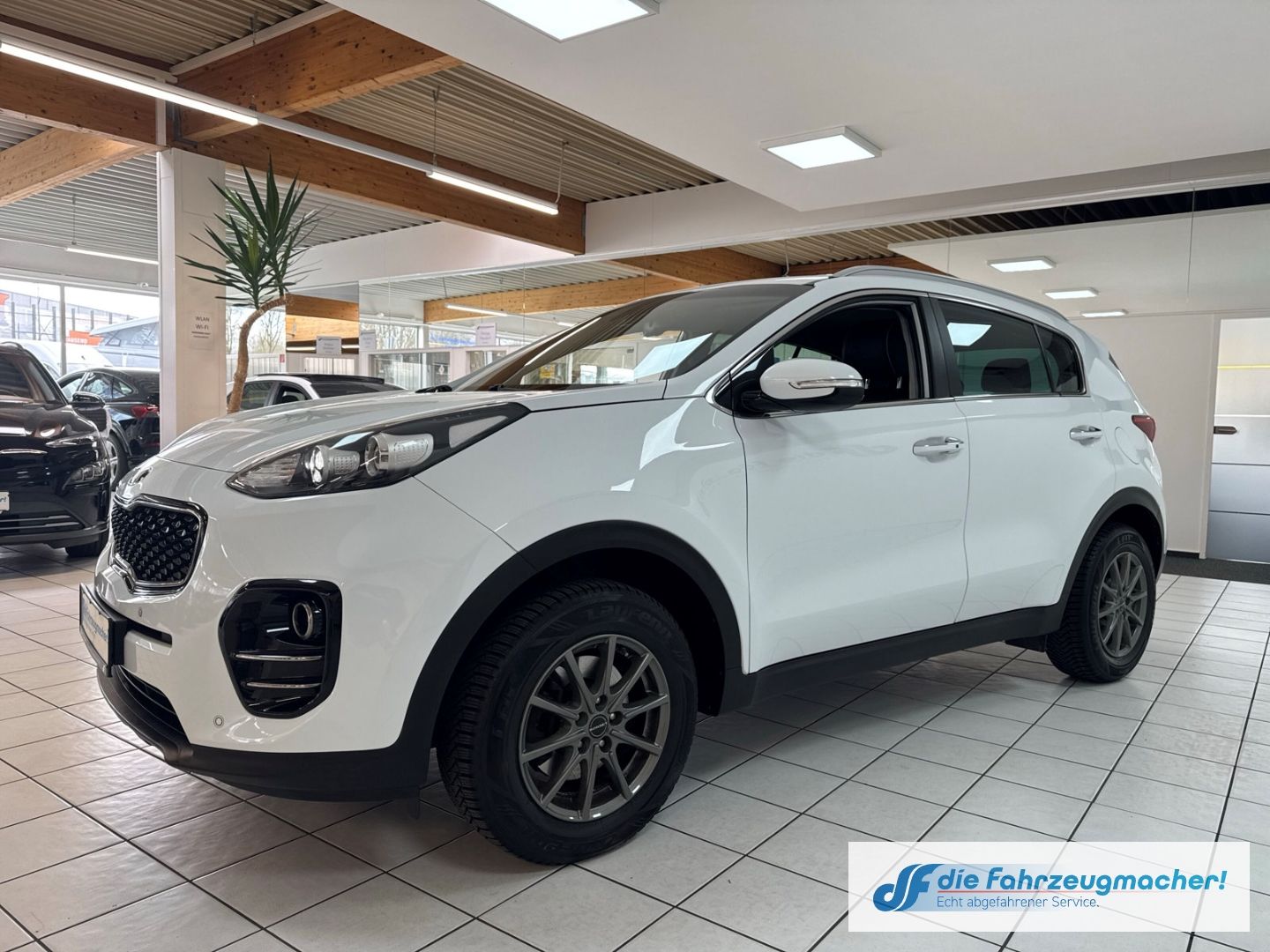 Fahrzeugabbildung Kia Sportage Dream Team 2WD Navi Leder Soundsystem M