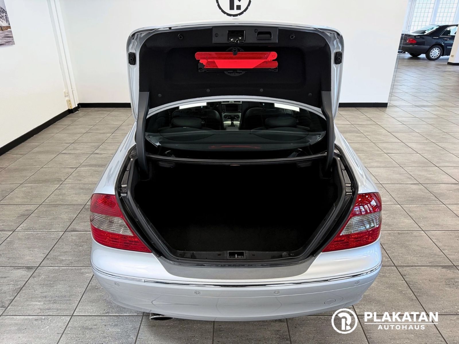 Fahrzeugabbildung Mercedes-Benz CLK 320 CDI Harman/Kard Leder Memory MB-Service