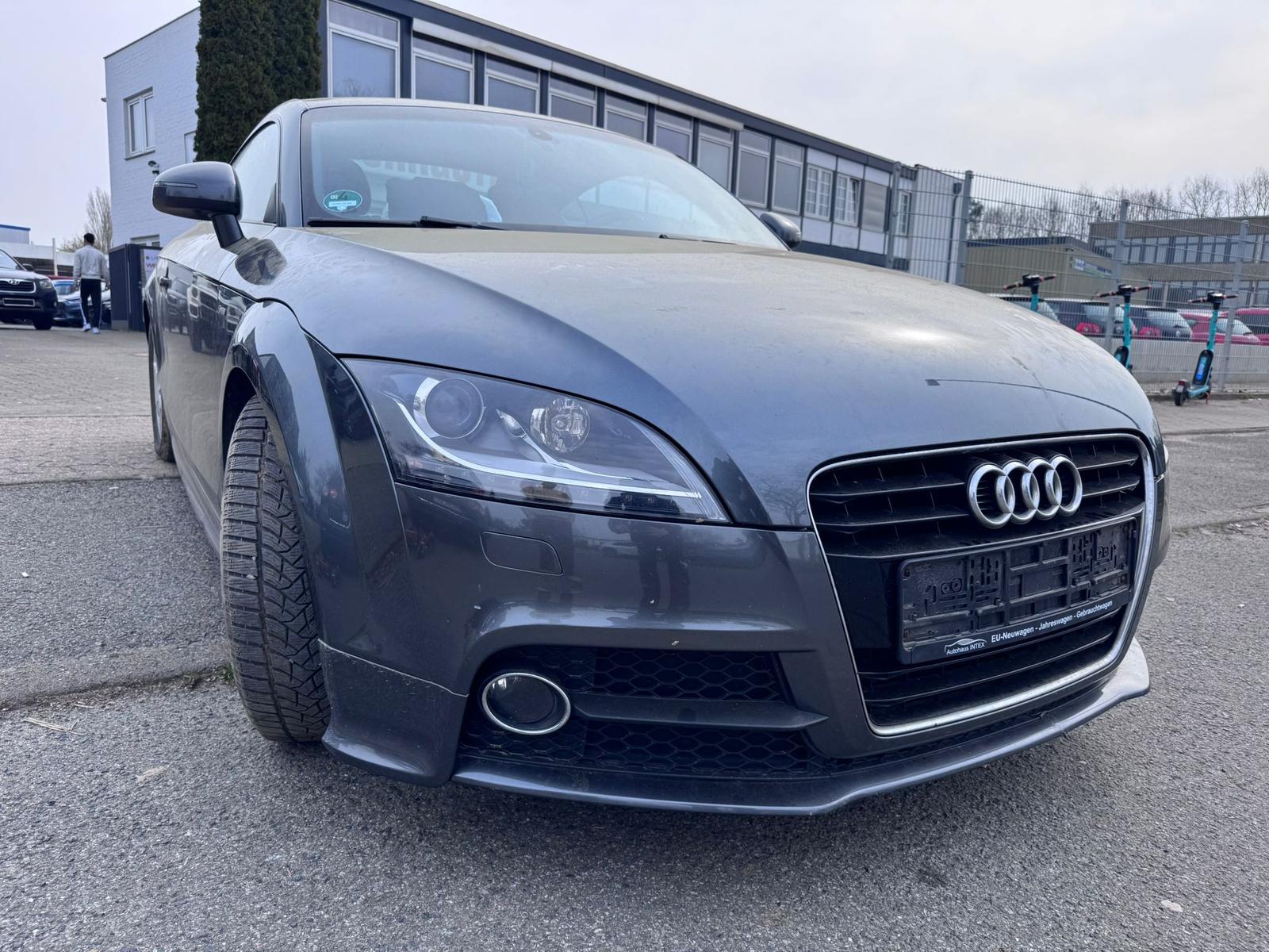 Audi TT 1.8 TFSI Coupe | Navi | S-Line