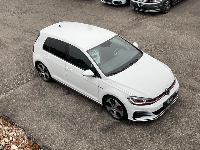 Volkswagen Golf GTI Performance 2.0 l TSI DSG LED VIRTUAL P