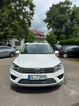 Volkswagen Touareg 3.0 V6 TDI SCR Tiptronic R- Line - Volkswagen Touareg