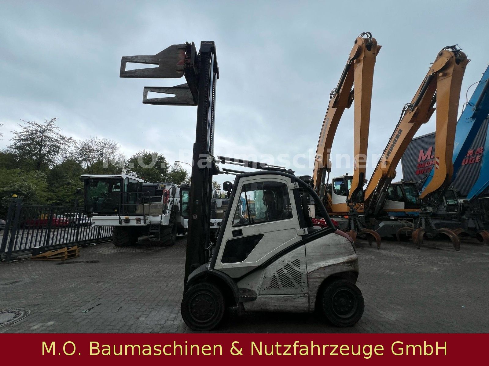 Fahrzeugabbildung Linde H 40 D  /Ballenzange / SS /ZV/ Duplex/4t/4m/
