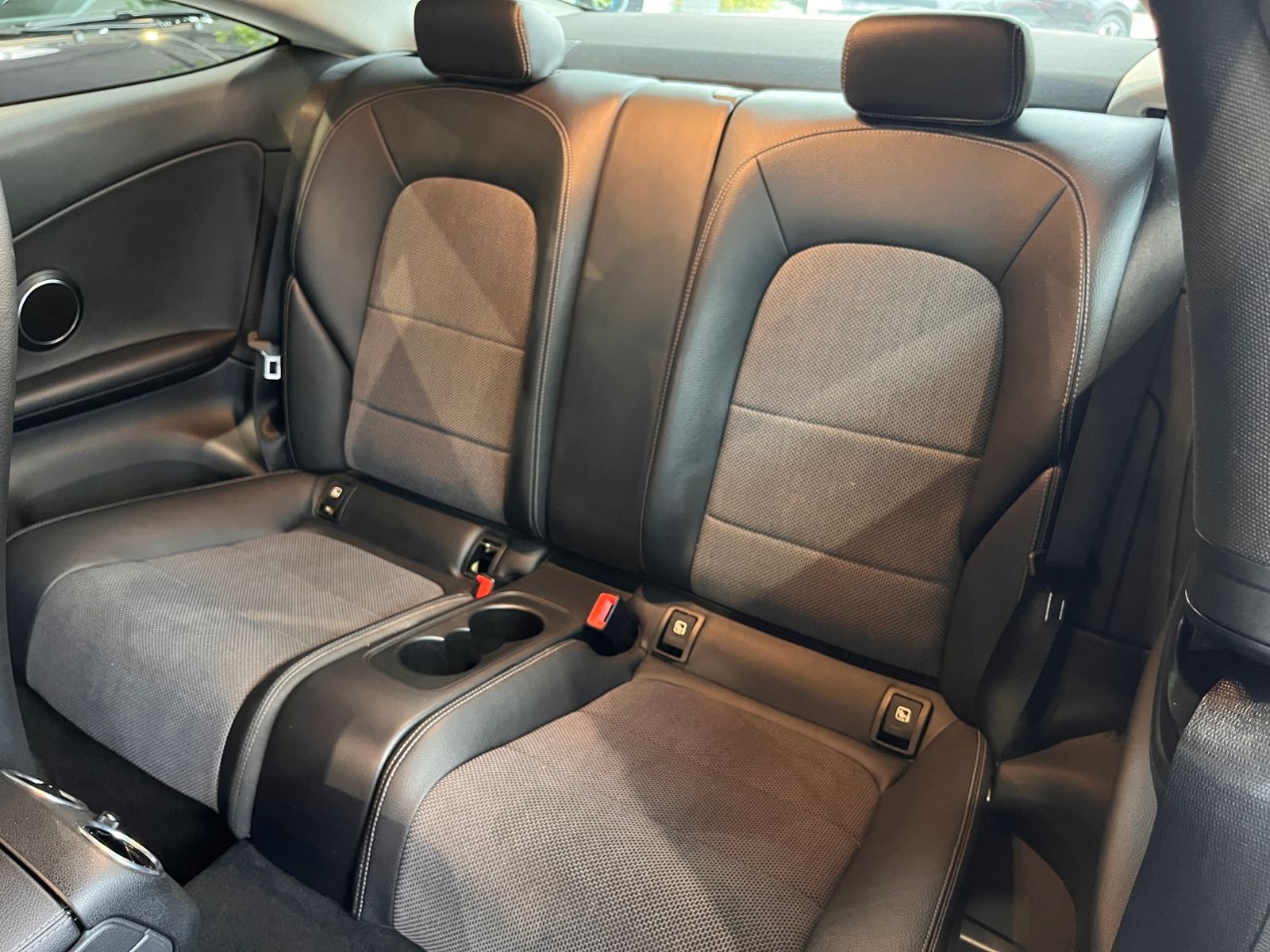 Fahrzeugabbildung Mercedes-Benz C -Klasse Coupe 180 KLIMA LED NAVI ALU