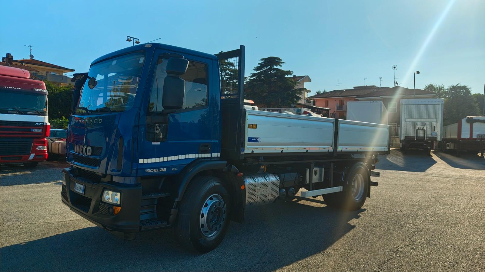 Iveco EUROCARGO 180 E 28 P