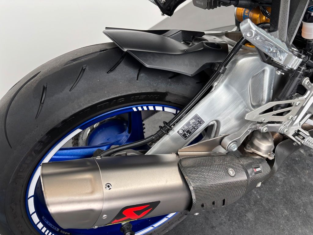 Fahrzeugabbildung Yamaha MT-10 SP *TOP-ZUSTAND *AKRAPOVIC