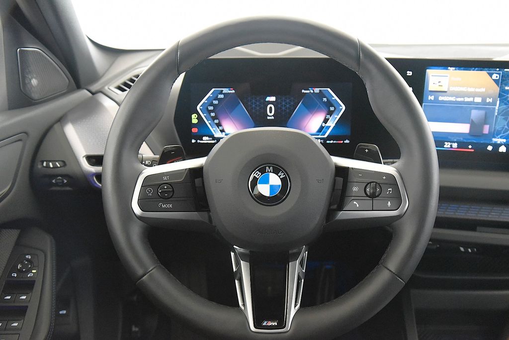 BMW 123