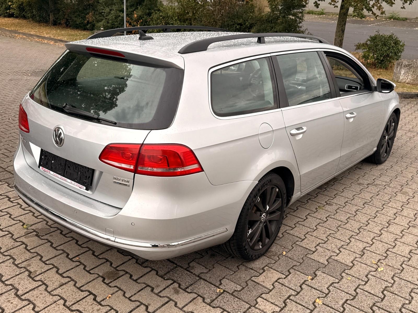 Volkswagen Passat 2012 — photo 28