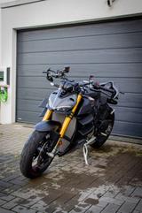 Ducati Streetfighter V4S Modell 2024 Grau 