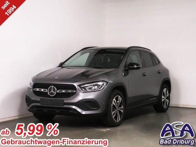 Mercedes-Benz GLA 200+Progressive+Night+Distronic+360Grad-Kame