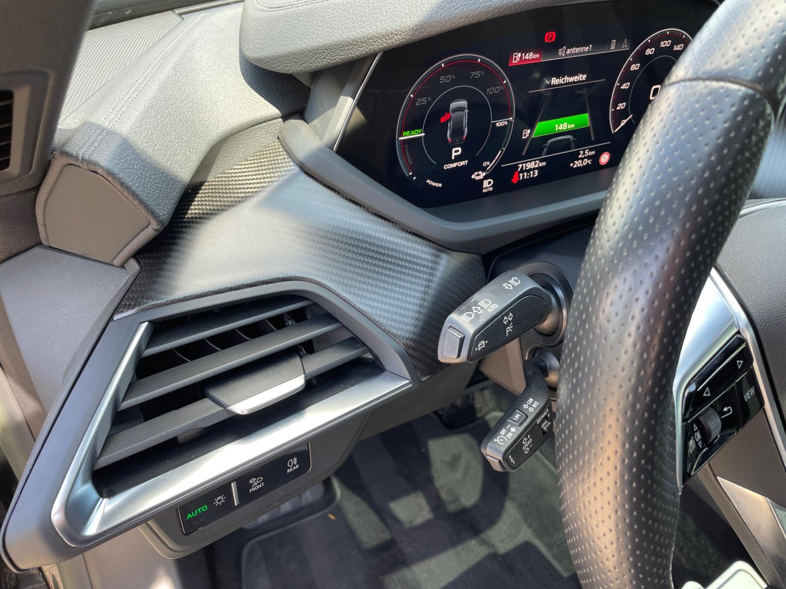 Audi e-tron GT quattro HUD Matrix B&O Pano