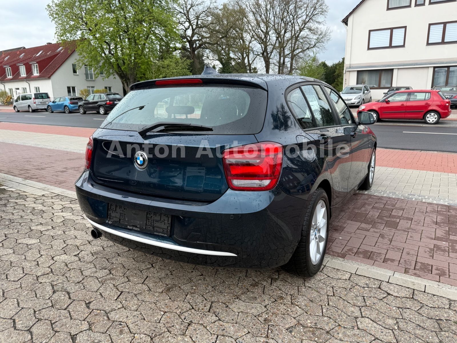 BMW 118 1 Limousine 5-trg. /Automatik/Navi/Leder foto 3
