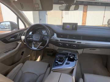 Audi Q7 - 10