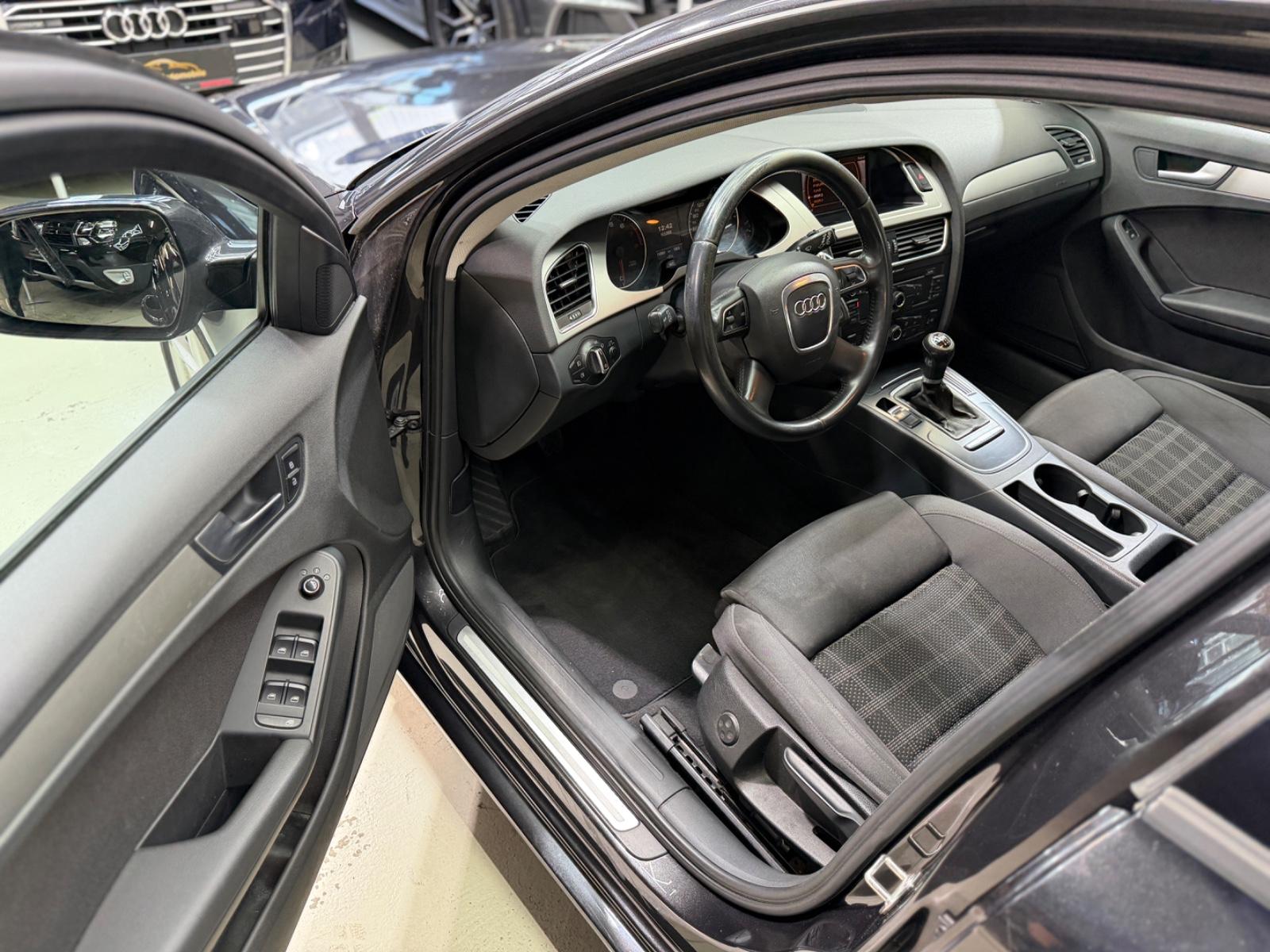 Audi A4 Avant Ambition Navigation PDC Xenon