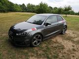 Audi A1 S line Edition + S line Sportpaket TOP 140PS - Audi A1 S-line-Edition