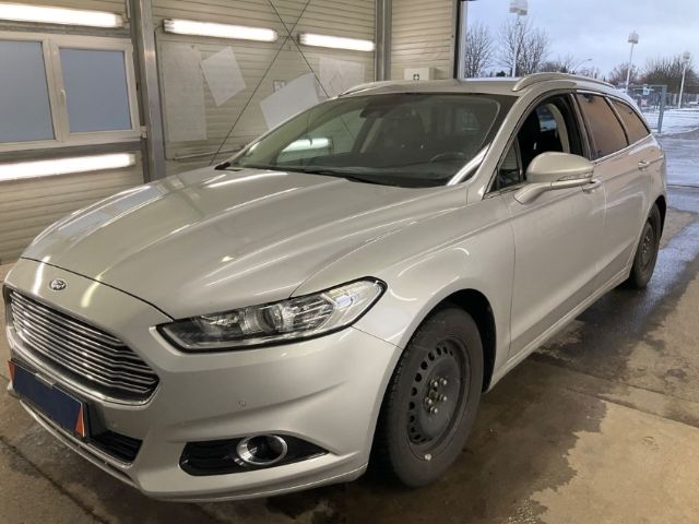 Ford Mondeo Turnier Titanium Navi Mehrzonenklima SHZ 