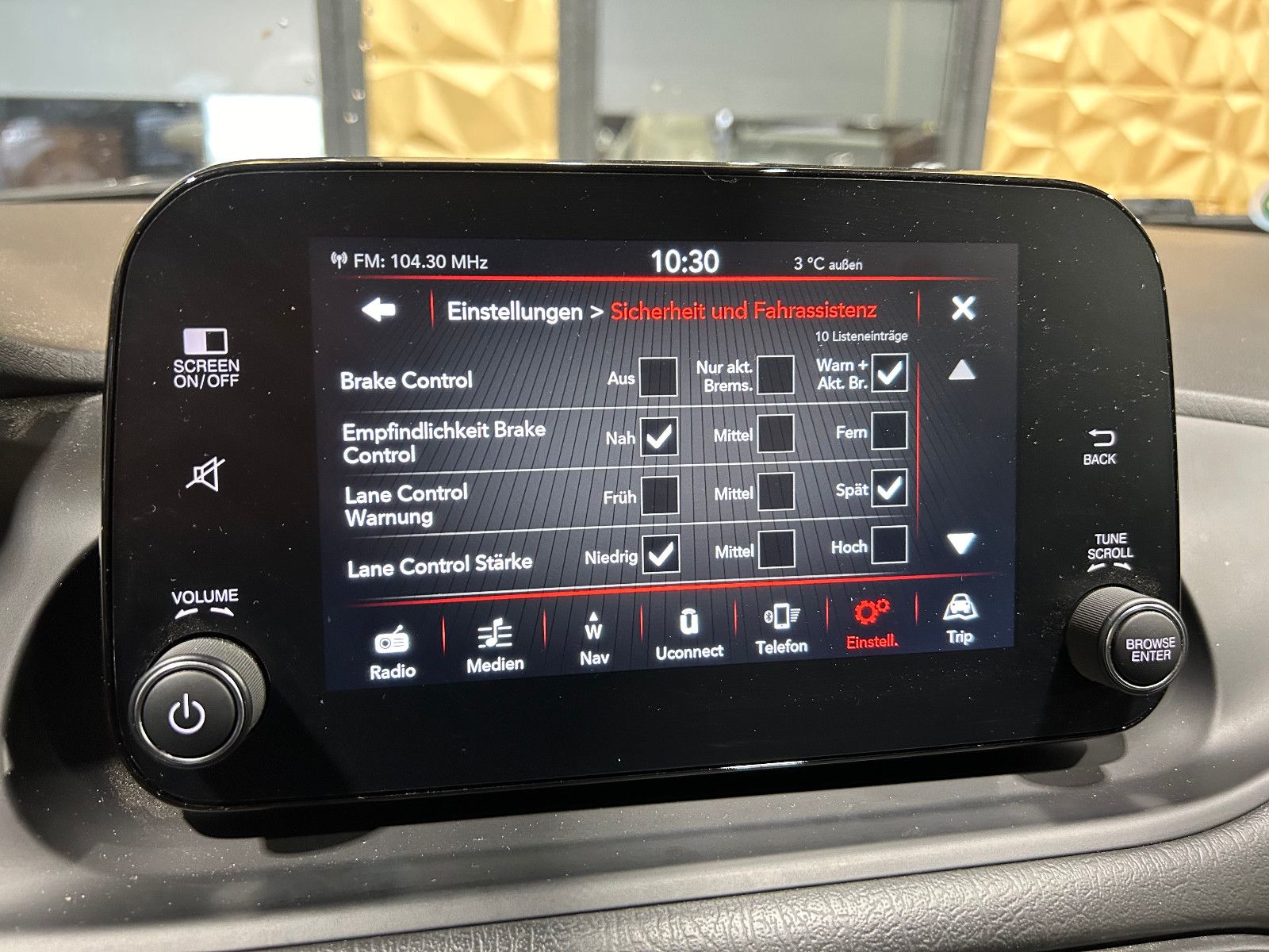 Fahrzeugabbildung Fiat Tipo City Life/ACC/SHZ/KAMERA/NAVI/SPURHALTE