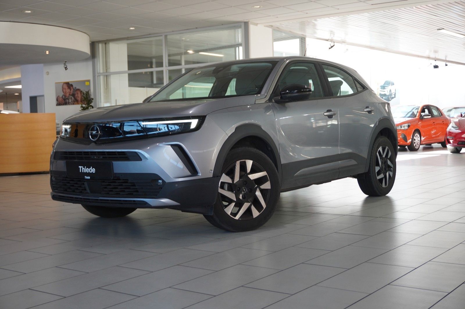 Fahrzeugabbildung Opel Mokka ELEGANCE 1.2T NAVI/LED/KAMERA/SPORT/SH/DAB