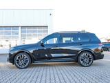 BMW X7 xDrive40d M Sport Pro HUD PANO ACC AHK RFK NA - BMW X-Reihe: 7 Sitzer