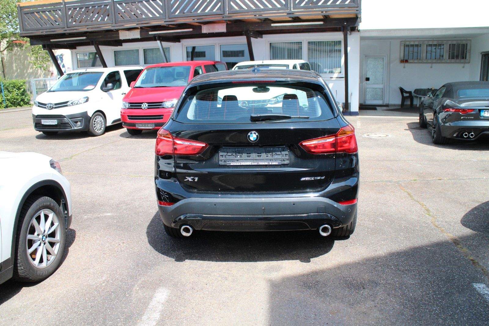 BMW X1 sDrive18d  Autom/Navip/Klimaaut/PDC/Multi/19" foto 8