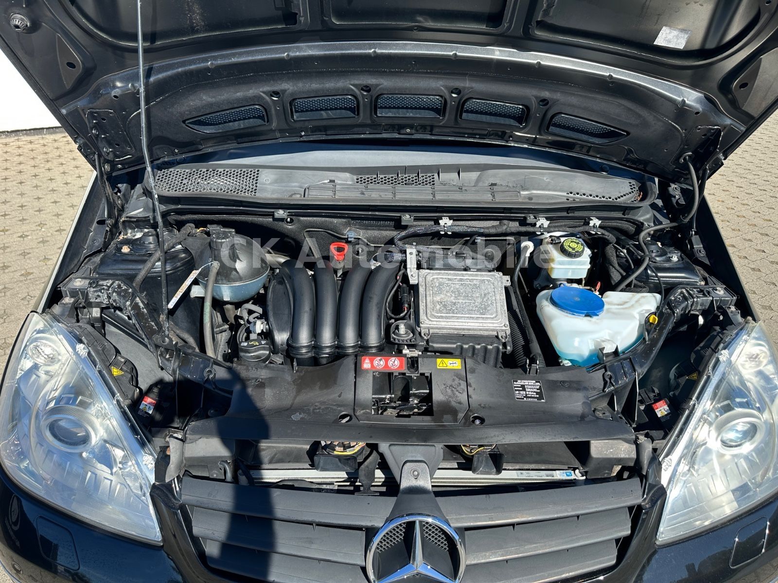 Fahrzeugabbildung Mercedes-Benz A 200 Avantgarde Special Edition/Automatik/Navi