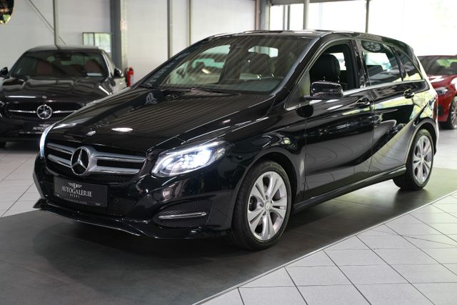 MERCEDES-BENZ B 180 AUTOM*NAVI*T-LEDER*LED*AHK*PDC*