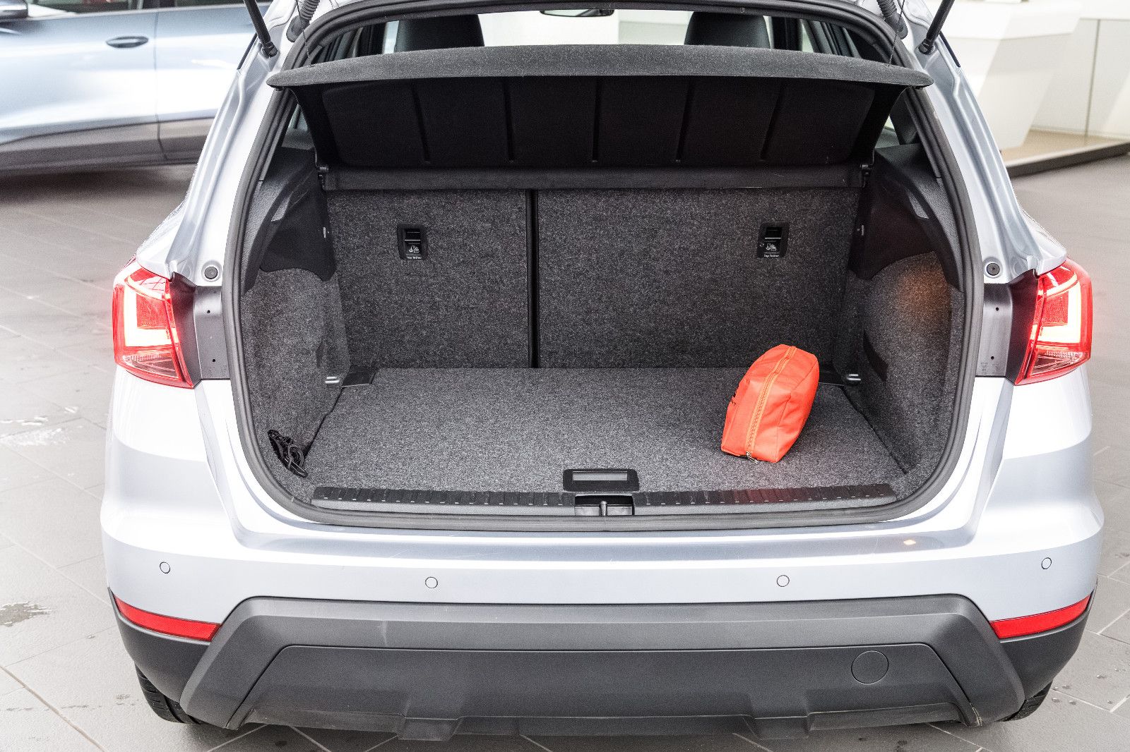 Fahrzeugabbildung SEAT Arona Style "BEATS" +LED+KAMERA+APP+NAVI+SI-HZG+