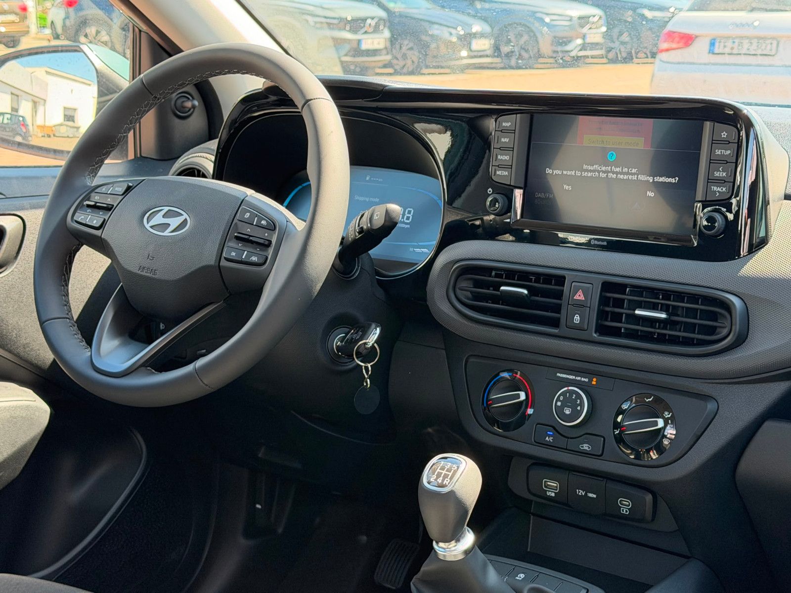 Fahrzeugabbildung Hyundai i10 1.0 Select *Navi*Klima*CarPlay*RFKamera*PDC*