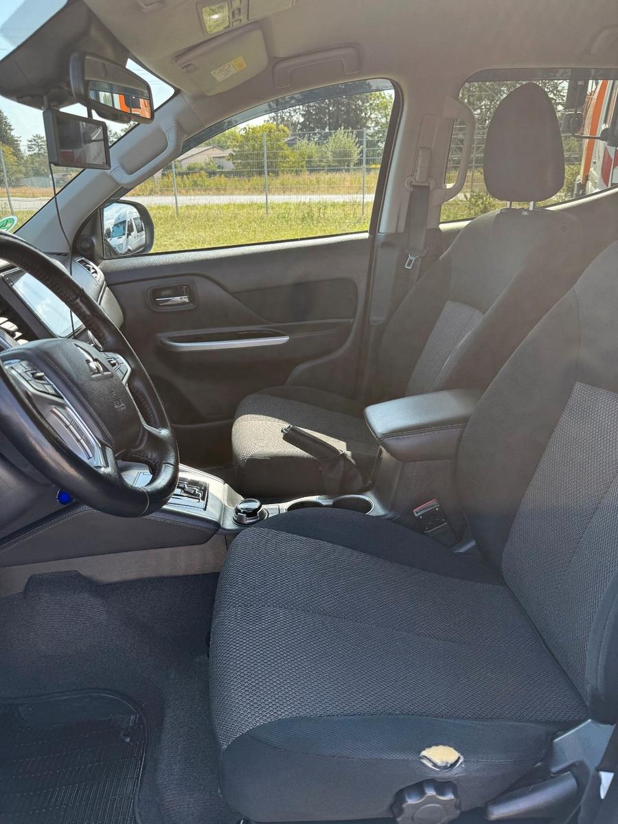 Mitsubishi L200