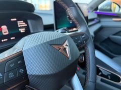 CUPRA Terramar 1.5 e-Hybrid 150 kW CUPRA Terramar 1.5 e-Hybrid 150 kW