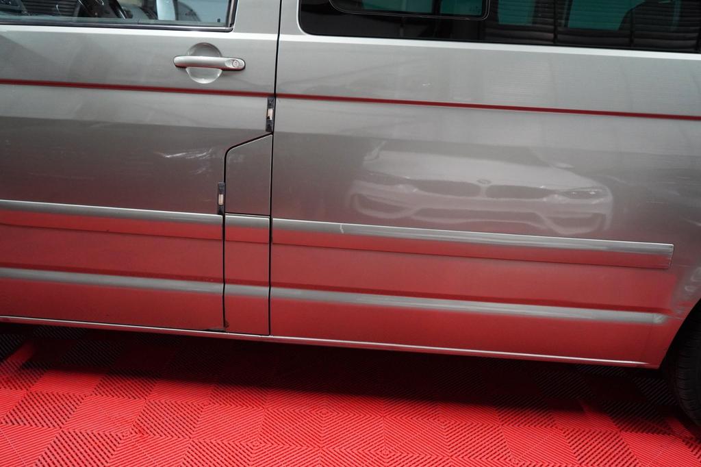 Volkswagen T5 California