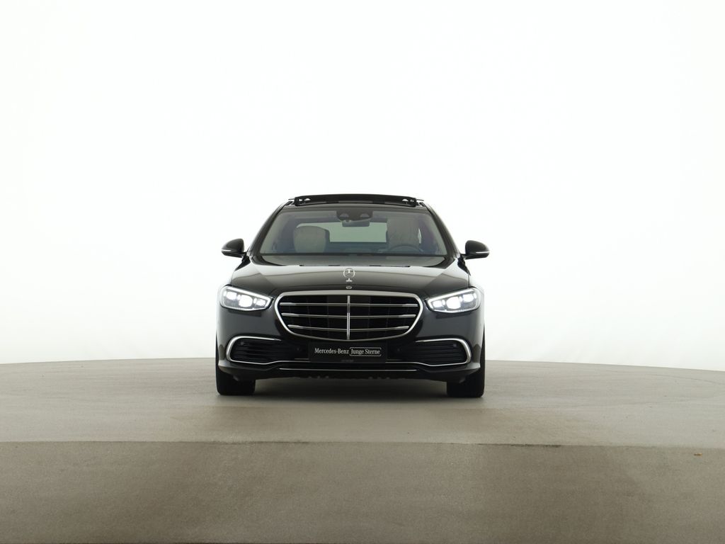 MERCEDES-BENZ S-Class 2022