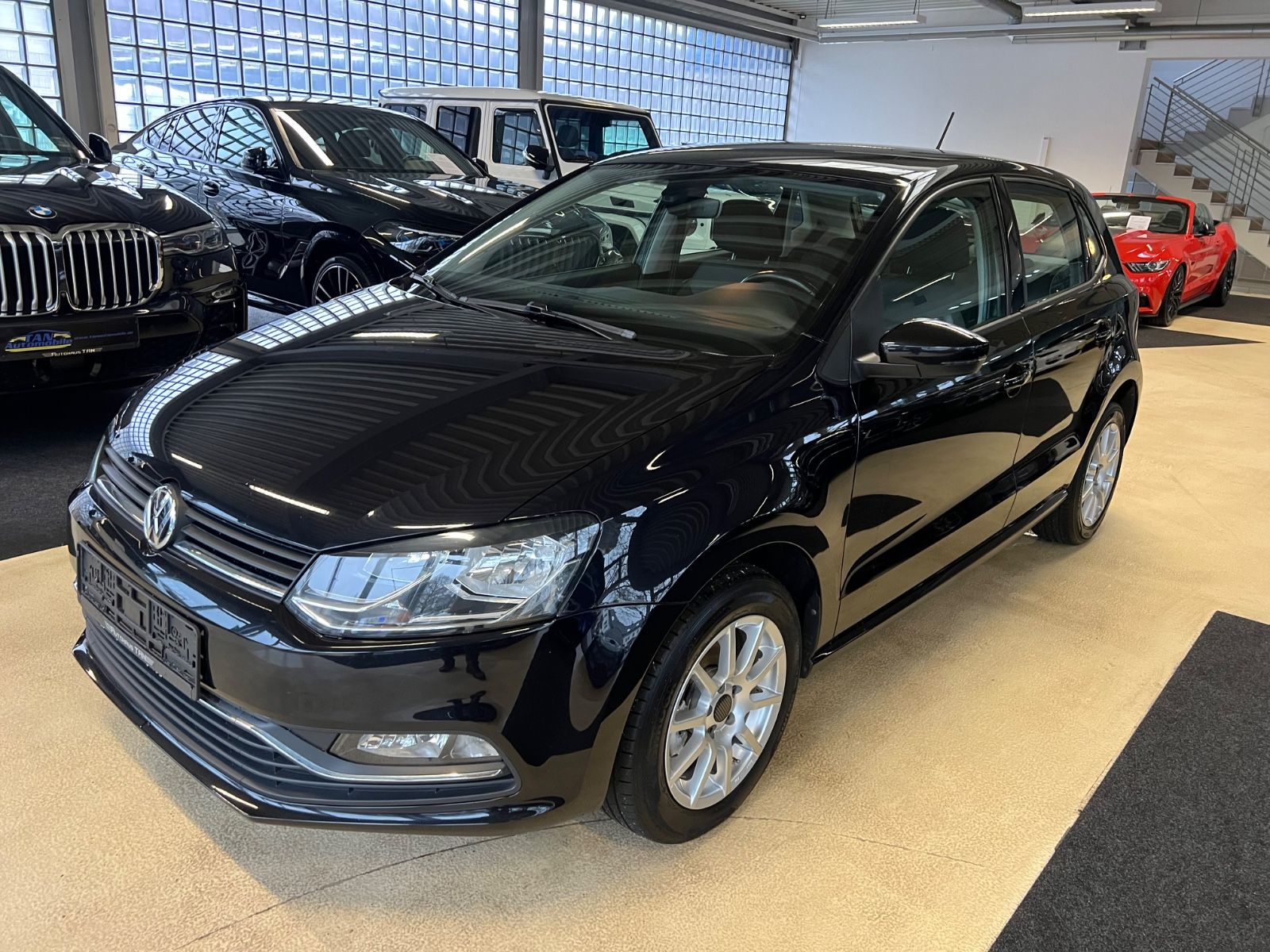 Fahrzeugabbildung Volkswagen Polo V Comfortline * SCHECKHEFTGEPFLEGT*2.HAND*