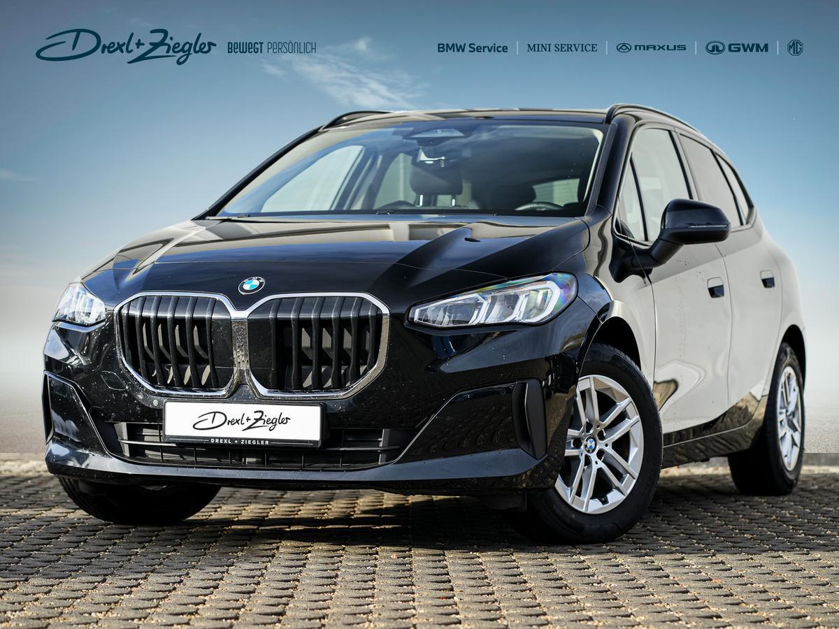 BMW 218d Active Tourer AHK PanoDach SpSitz RFK SGlas