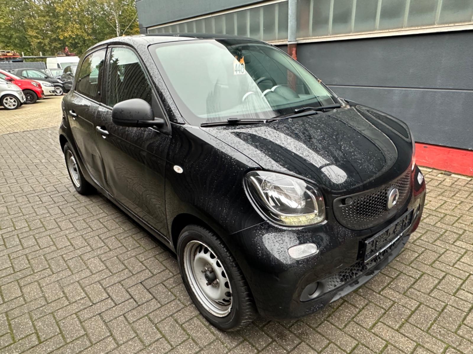 Smart ForFour  Basis OHNE KLIMA 90PS SERVO ZV
