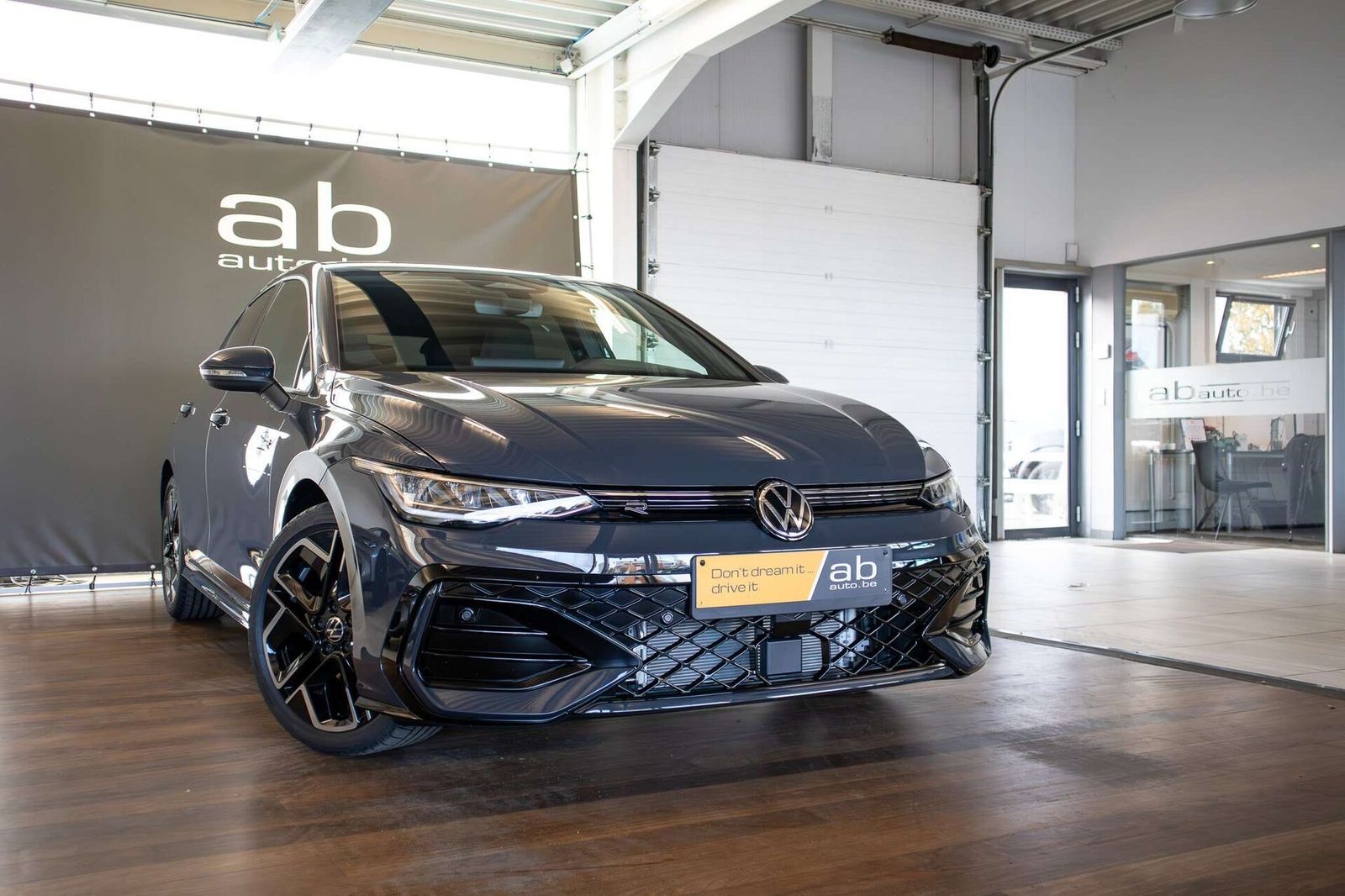 Volkswagen Golf 1.5 ETSI DSG R-LINE PANO, FACELIFT, CAMERA, imagem 3