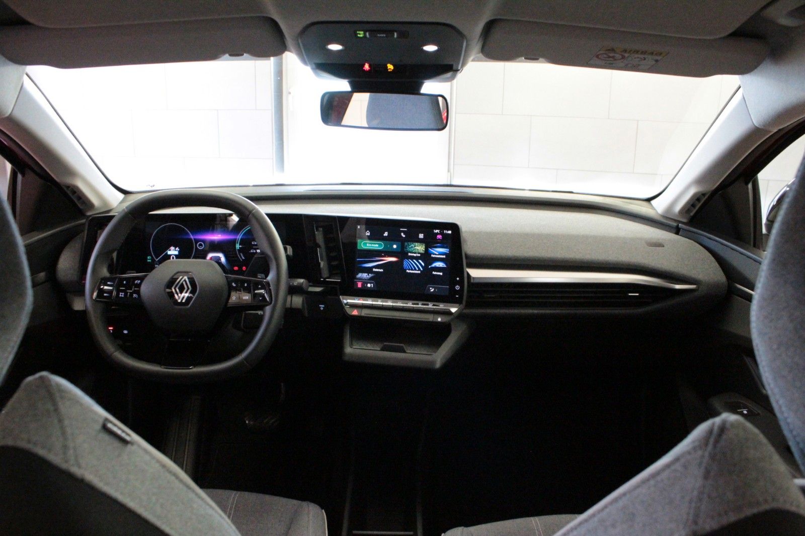 Fahrzeugabbildung Renault Megane E-Tech Electric Equilibre  boost charge