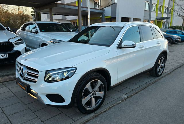 Mercedes-Benz GLC 250 4Matic AMG /KAMERA/LED/19ZOLL/ALCANTARA