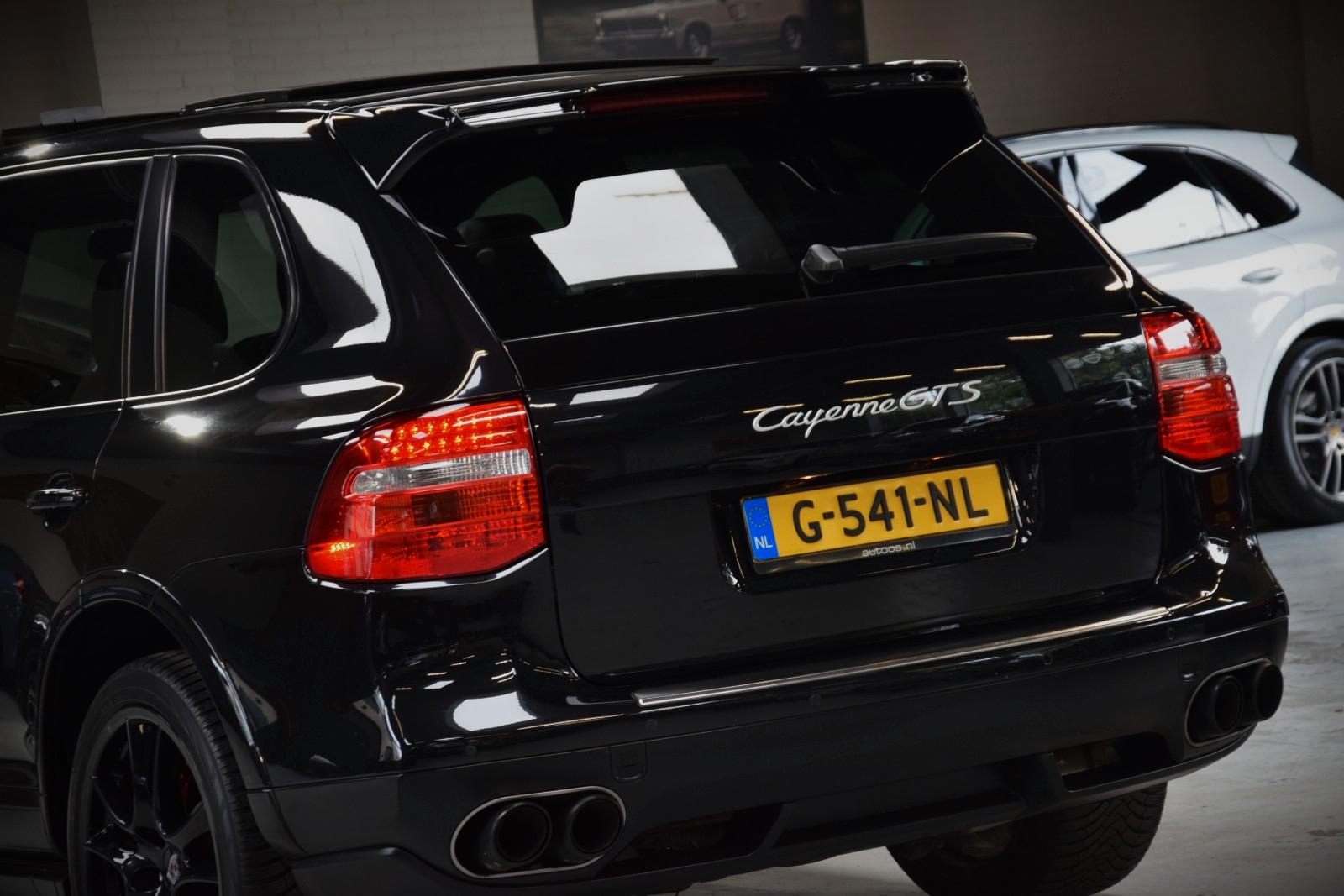 PORSCHE CAYENNE 4.8 GTS 405 ch 4X4 BVA - HAYON ÉLECTRIQUE - PACK SPORT - TOIT PANORAMIQUE