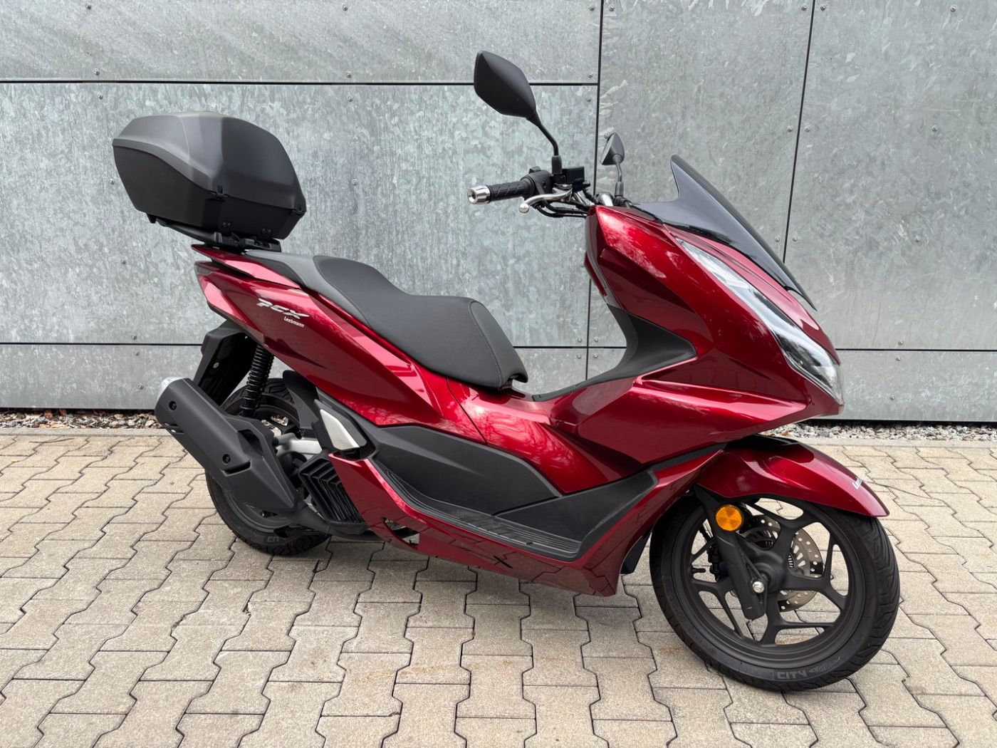 Fahrzeugabbildung Honda PCX 125 Topcase