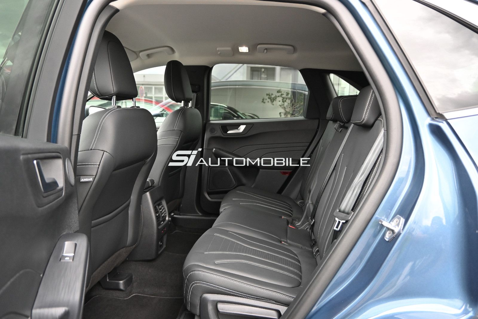 Fahrzeugabbildung Ford Kuga 2.0 D Aut. 4WD VIGNALE °ACC°HEAD-UP°STANDHZ