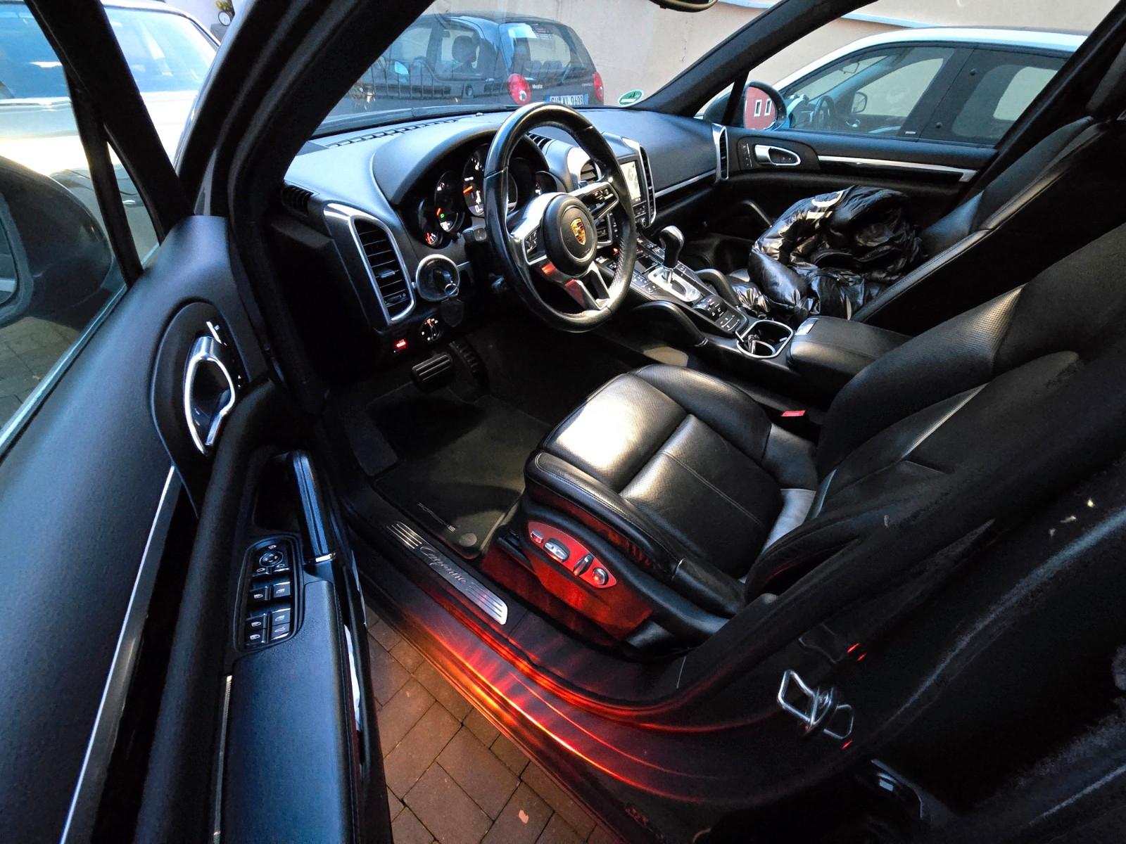 Porsche Cayenne V6 TDi ApprovedGarantie ServiceNeu