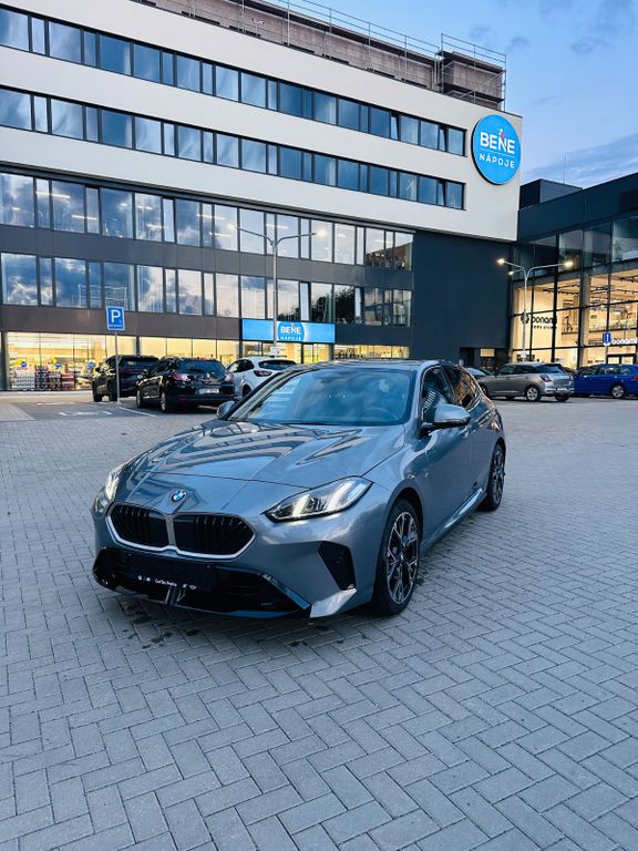 Image of BMW 120