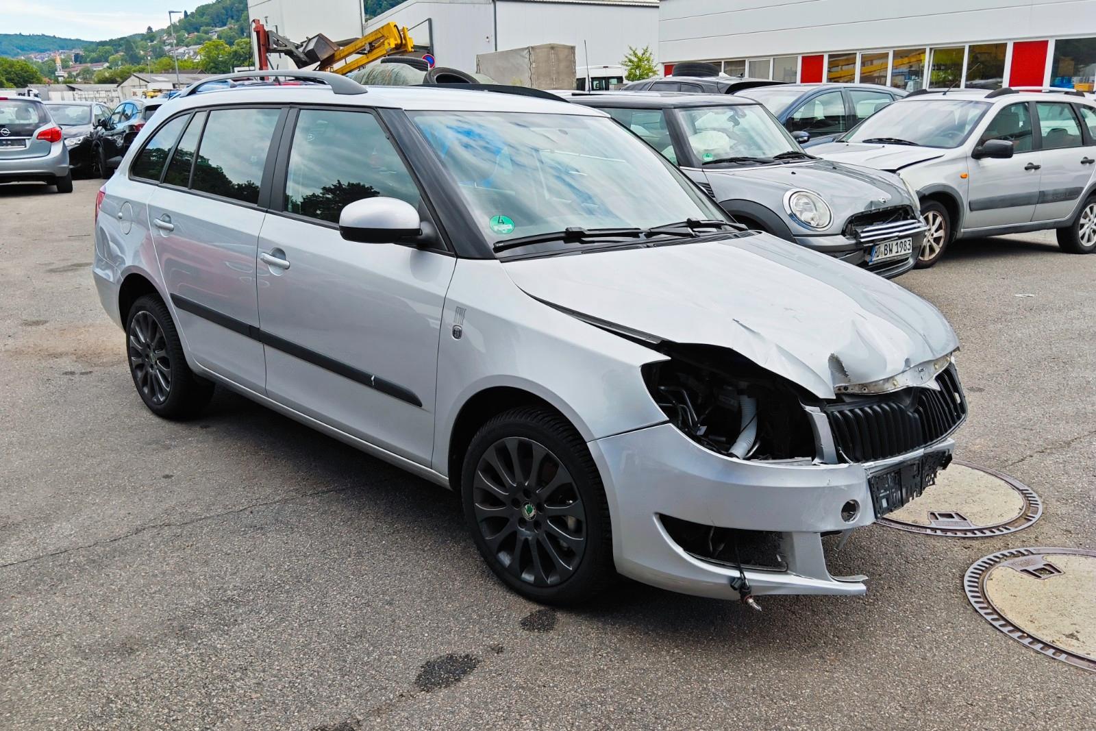 Lada Kalina 2 Kombi  Unfall