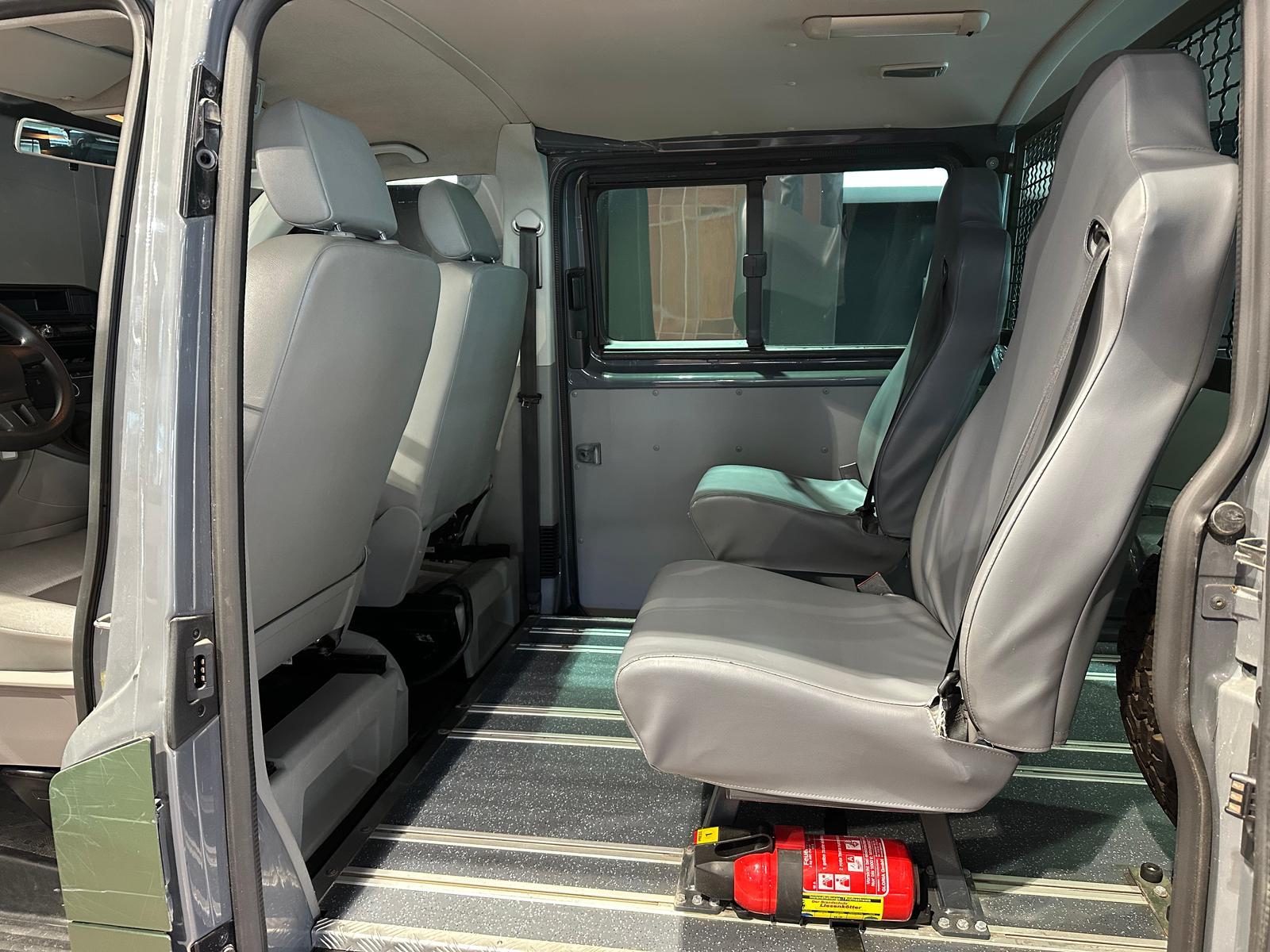 Volkswagen T5 WIDDER 4MOTION ROCKTON SEIKEL BUNDESWEHR OFFR